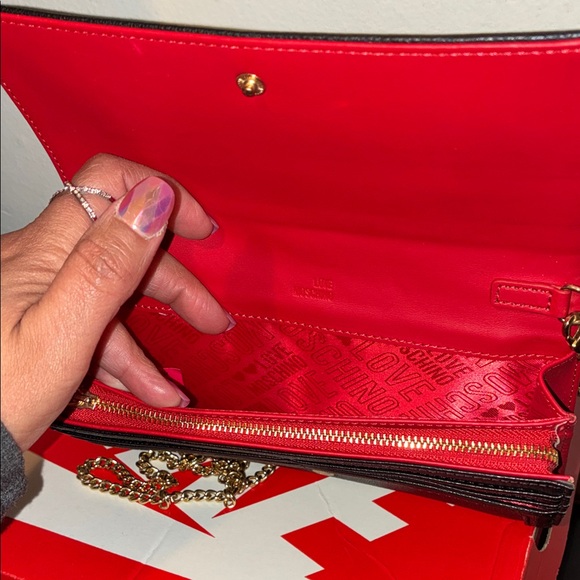 Love Moschino Black and Gold Crossbody Bag - Picture 4 of 10